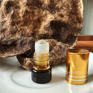 tinh dầu trầm hương tự nhiên có nhiều tác dụng với đời sống con người