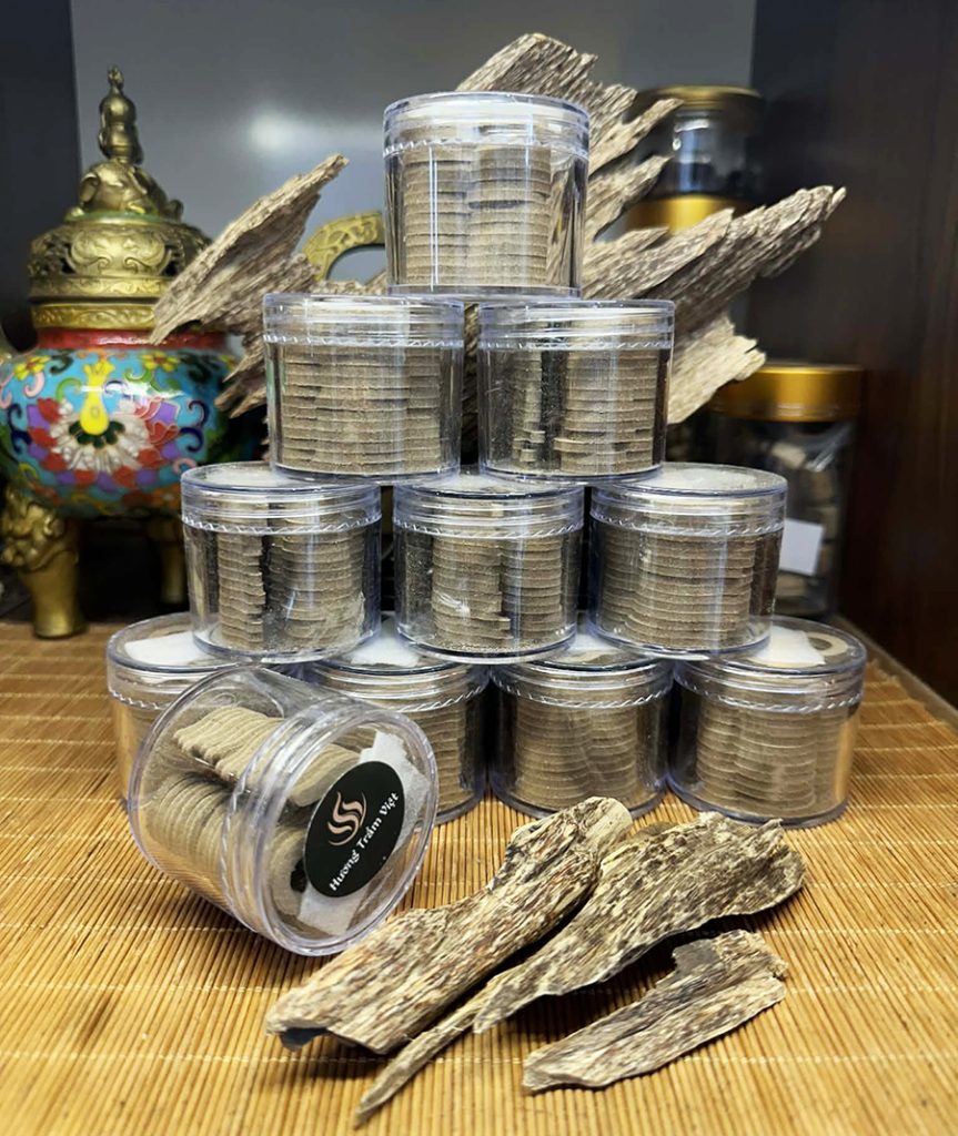 Nhang Vân Mây của Hương Trầm Việt.